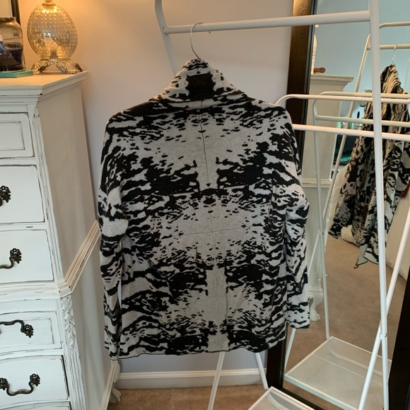 Michael stars black and grey cardigan sweater - Picture 2 of 5